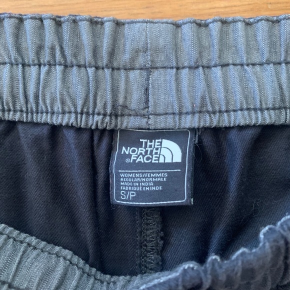 The North Face drawstring hiking shorts - Picture 4 of 4